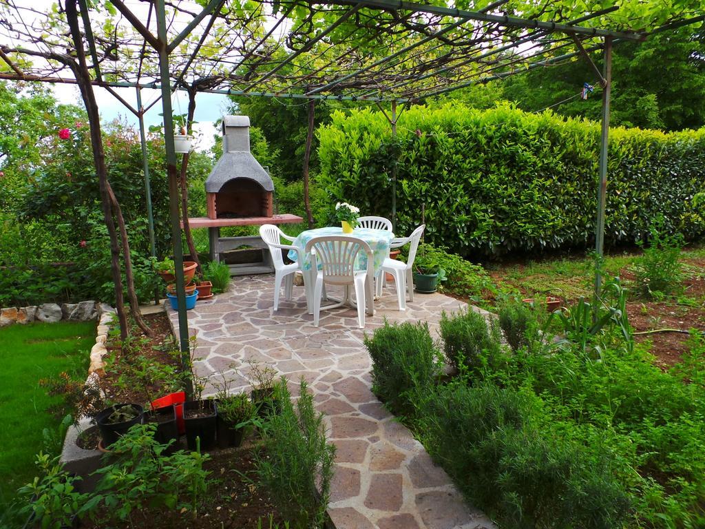 Rina Apartments Лабин Екстериор снимка