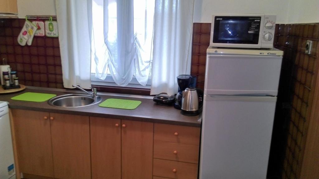 Rina Apartments Лабин Екстериор снимка